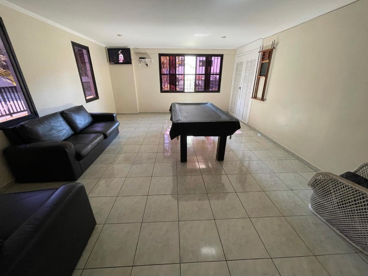 Apartment Confortavel 1 Dorm Com Piscina E Lazer Guaruja