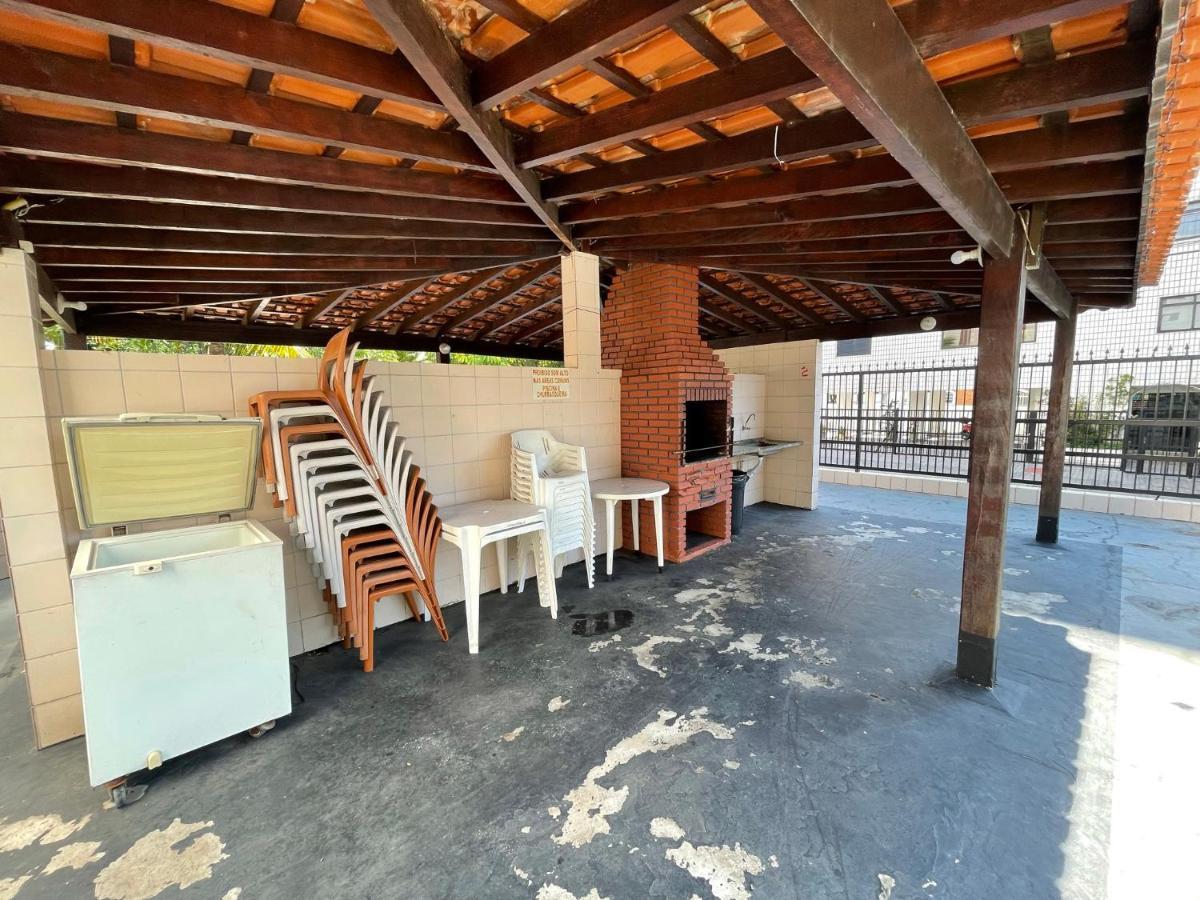 Apartment Confortavel 1 Dorm Com Piscina E Lazer Guaruja